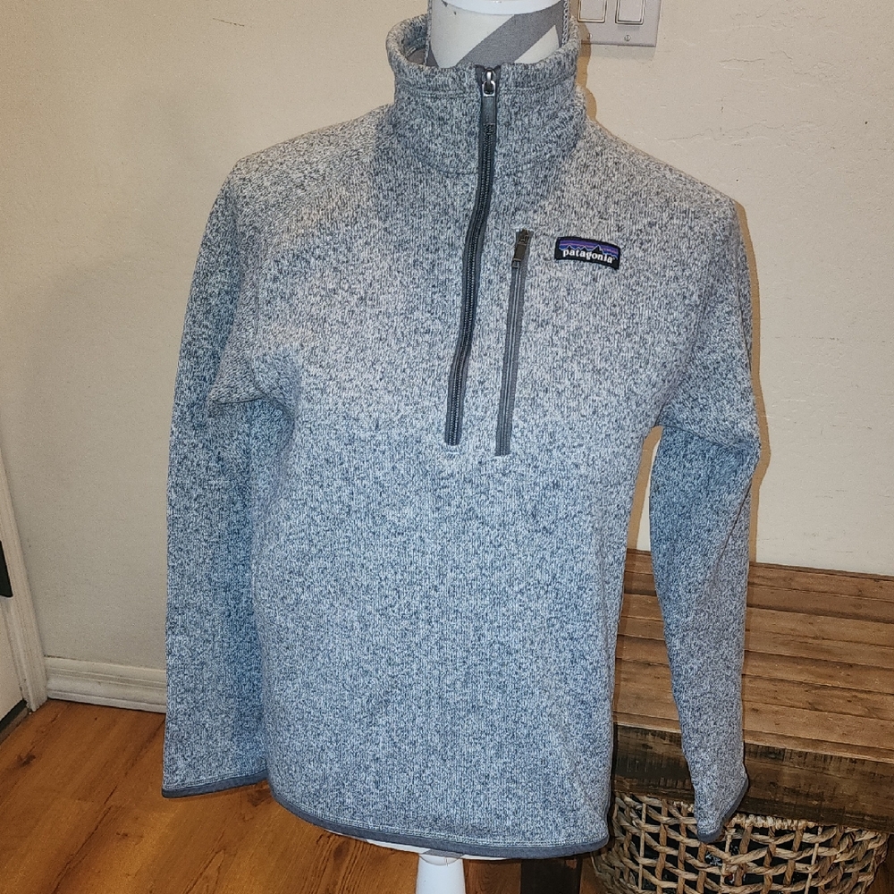 Patagonia Sweater Womens Size Xsmall Used In Great Condition
